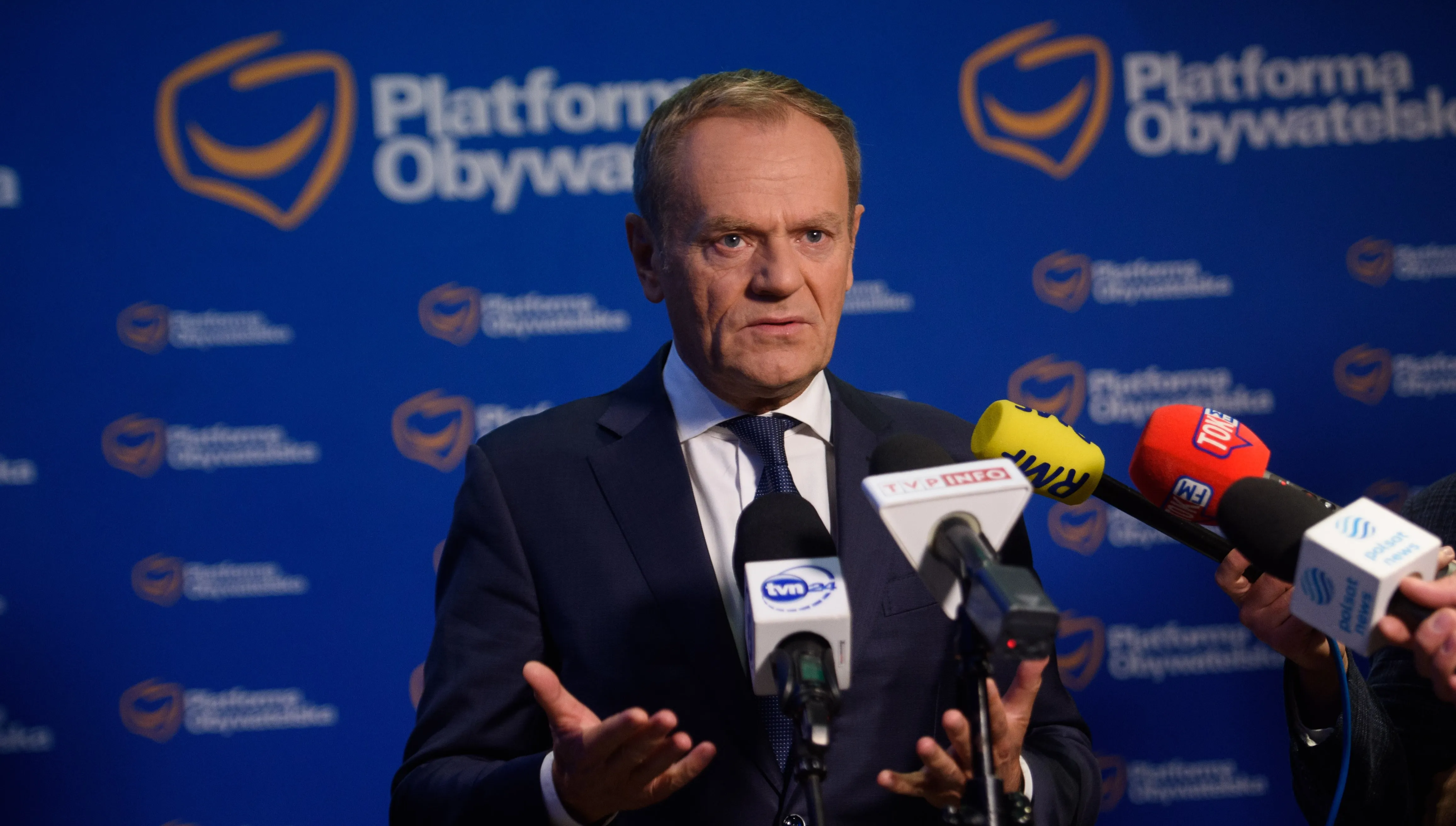 "Mówię do pana Szymona, pana Władysława, pana Włodzimierza". Tusk znów namawia do Zjednoczonej Opozycji