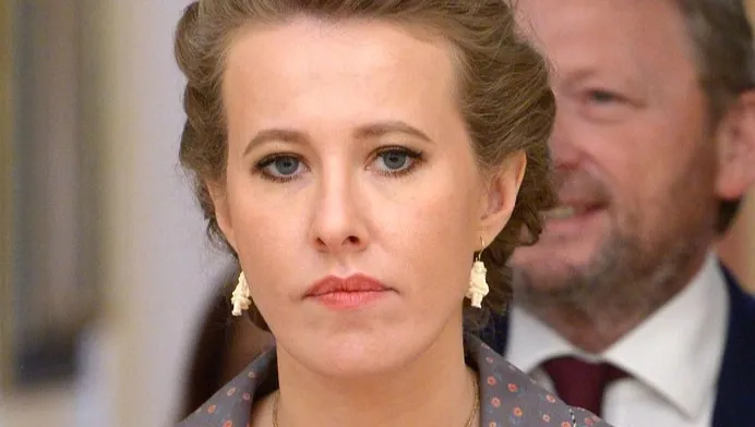 Uciekła w obawie przed Putinem, ale... zmieniła zdanie. Celebrytka Ksenia Sobczak wróciła do Rosji