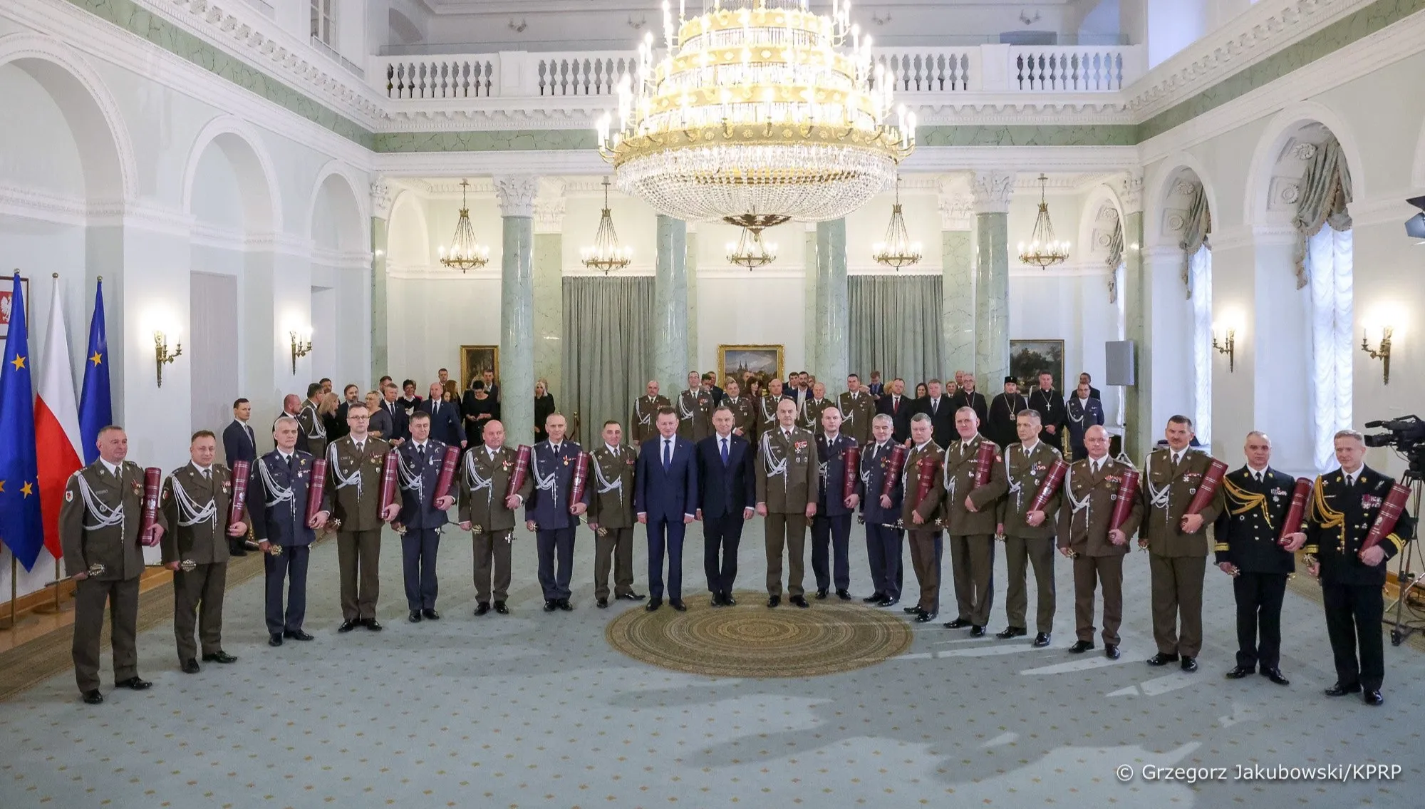 Prezydent wręczył nominacje generalskie i admiralskie