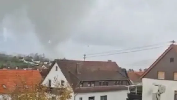 Trąba powietrzna niszczyła domy w Niemczech