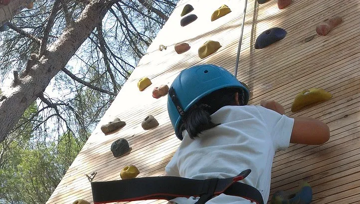 12-latka spadła ze ścianki wspinaczkowej. Jest w śpiączce