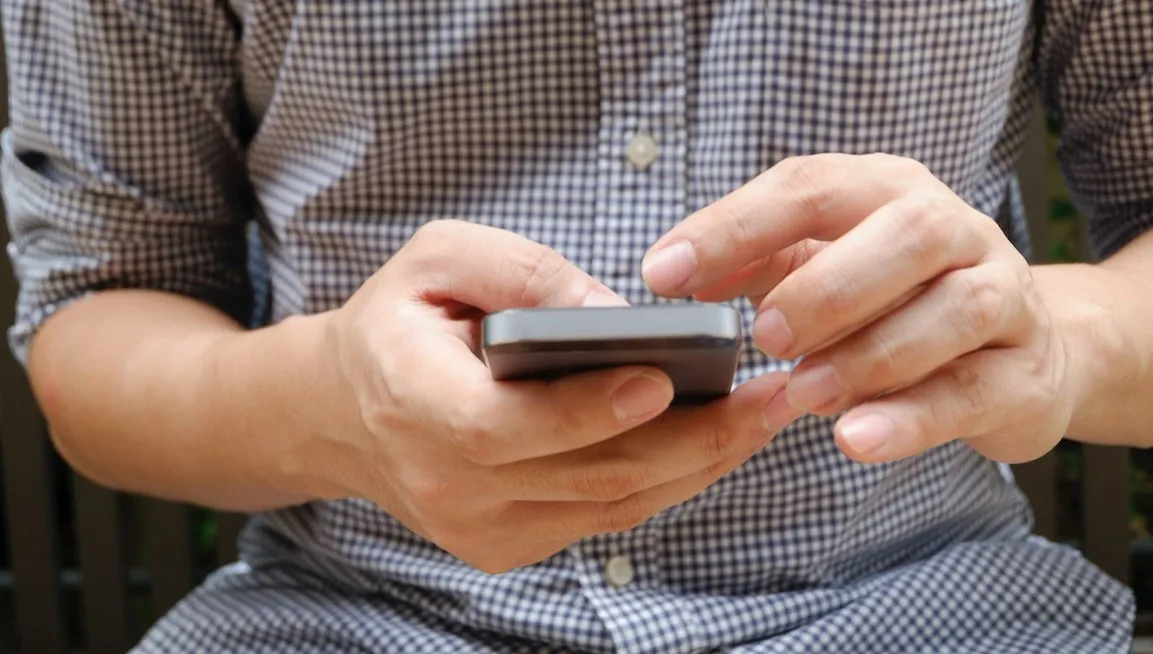 Ponad połowa Hiszpanów uzależniona od smartfonów