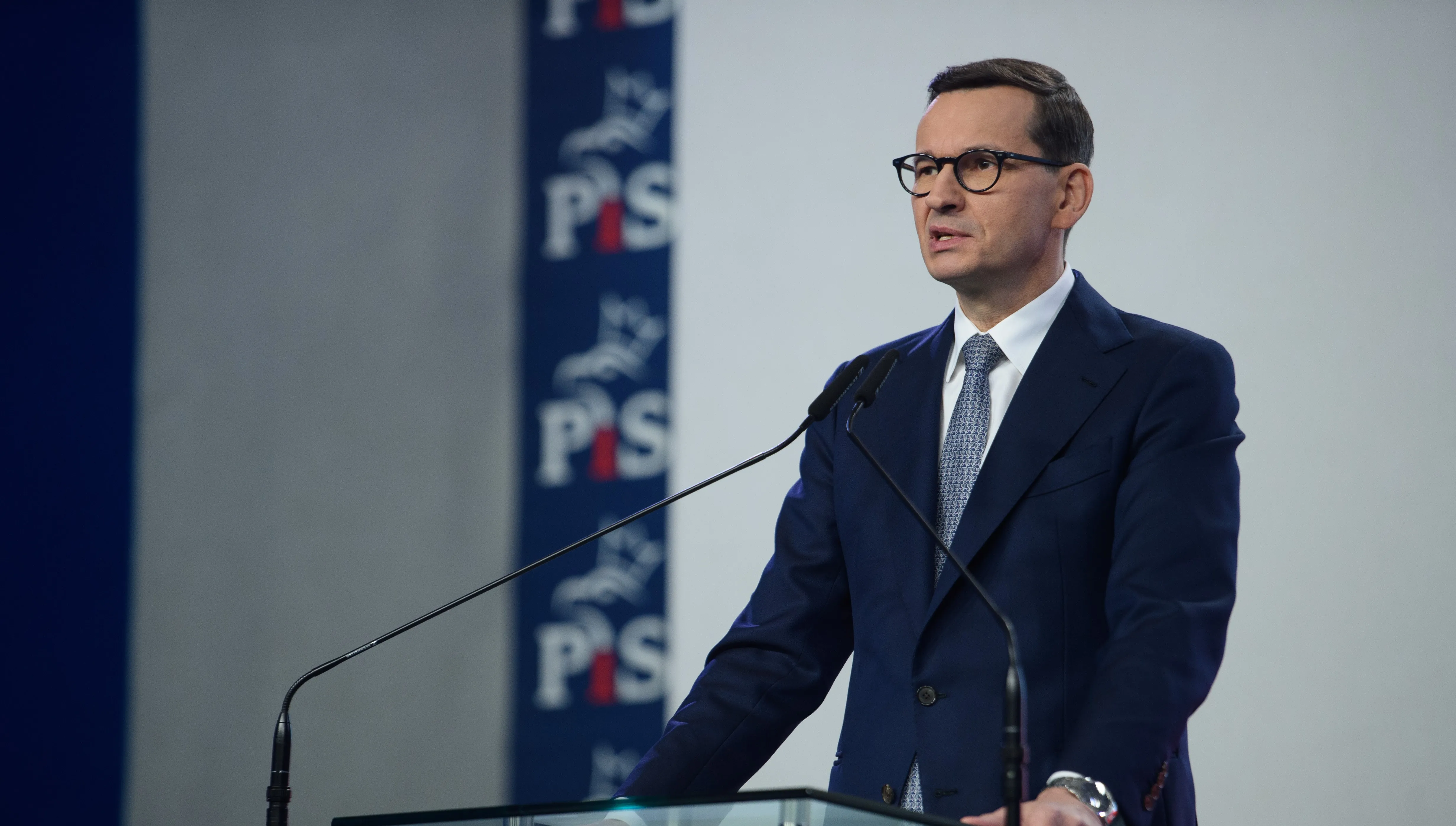 Tusk = rekordowe bezrobocie. Premier Morawiecki przypomina, jak wyglądały rządy PO-PSL