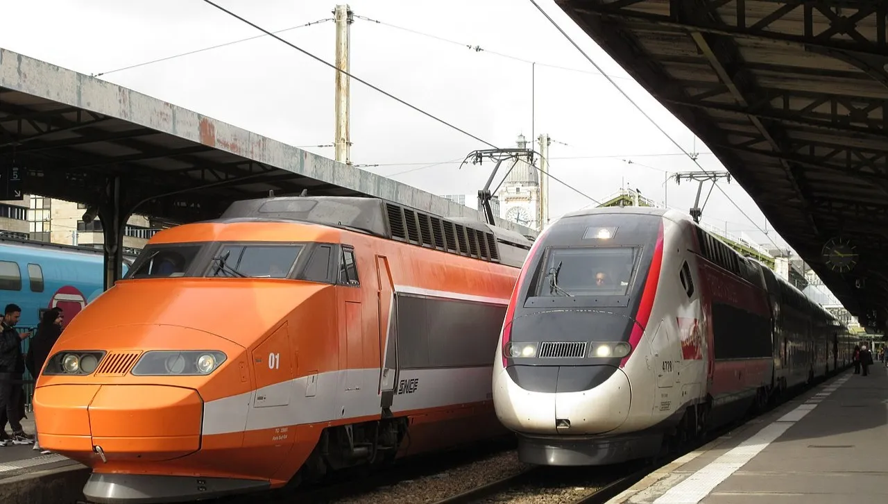 Francuscy kolejarze strajkują trzeci dzień. 60 proc. połączeń odwołano