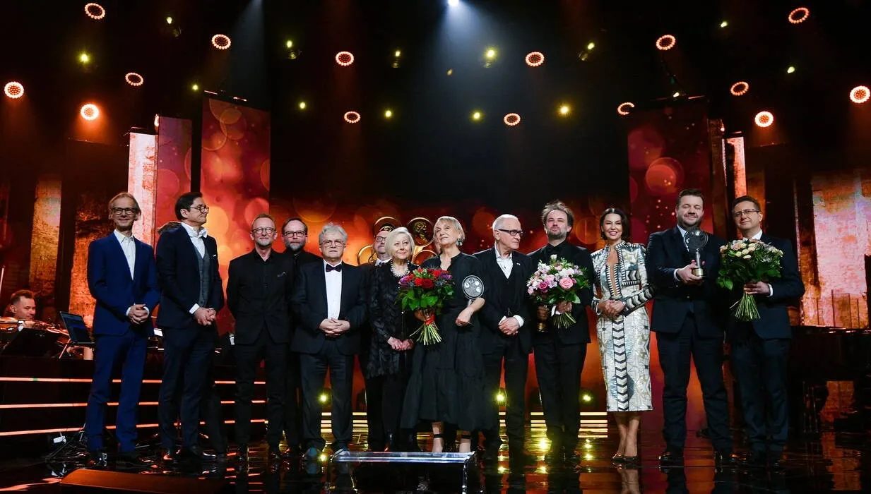 "Hołd dla twórców polskiej kultury". Ogłoszono laureatów Nagród Mediów Publicznych 2022