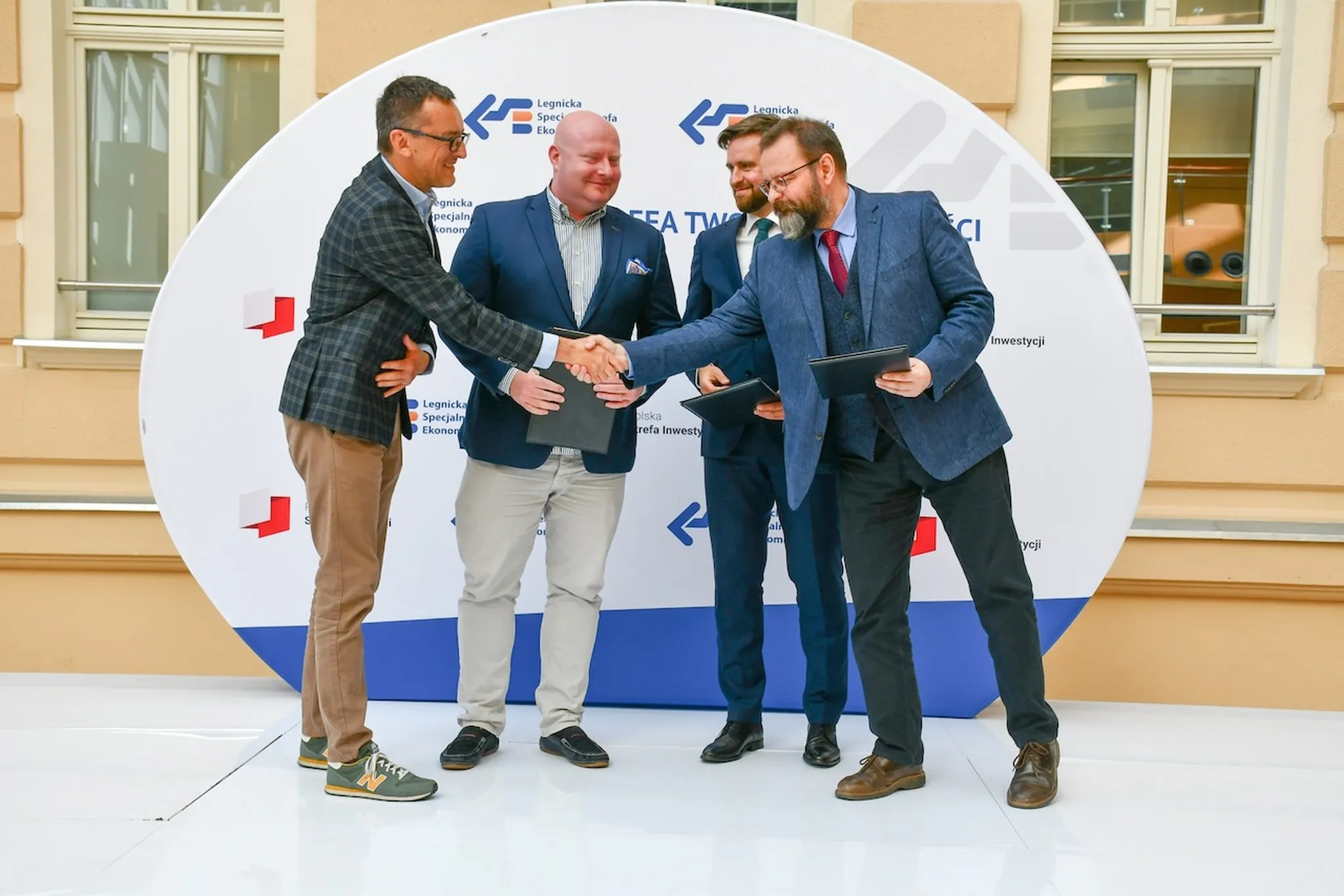 Porozumienie ws. budowy elektrowni składającej się z 10 małych reaktorów jądrowych
