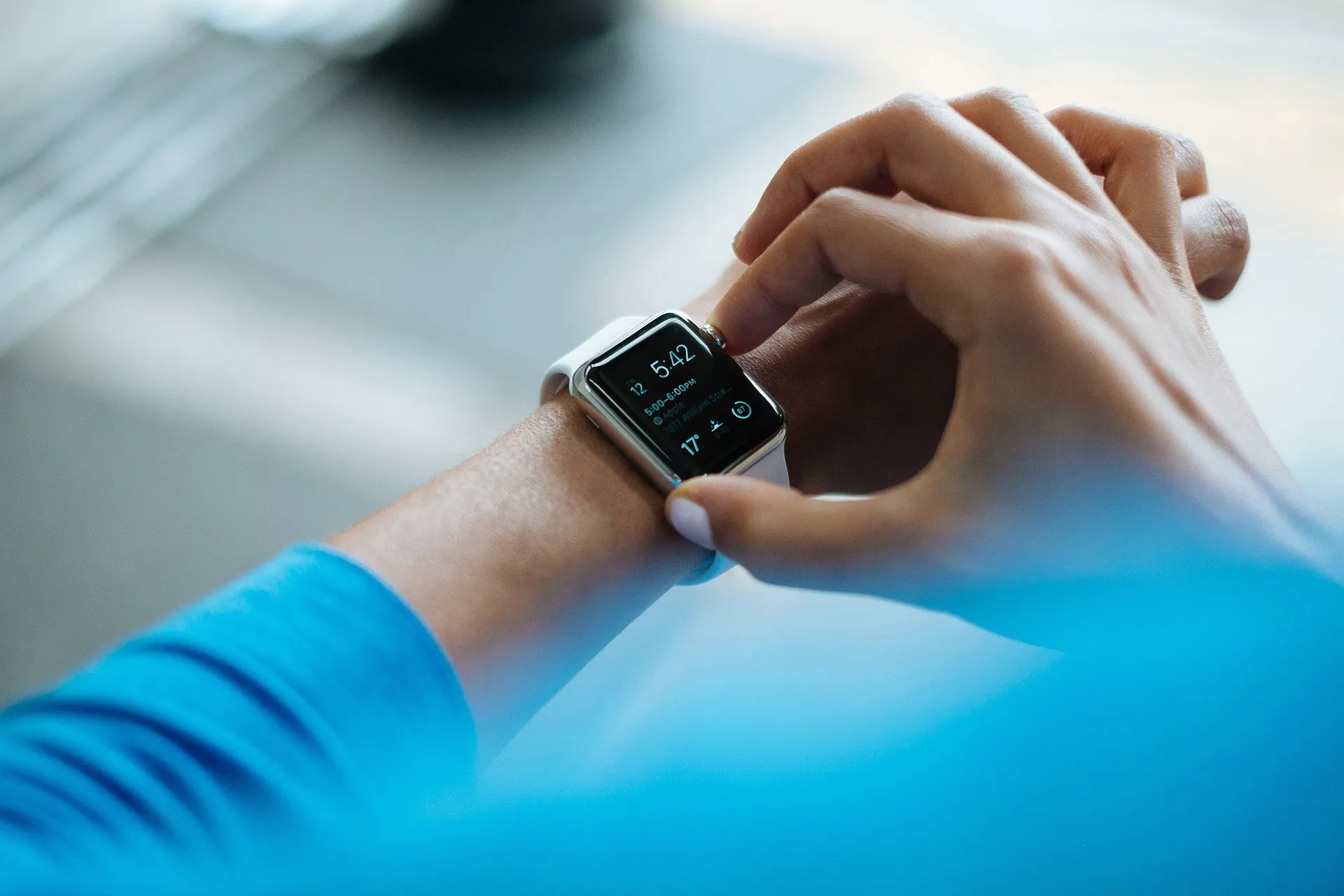 Gotówka - passe, nie to co smart watch