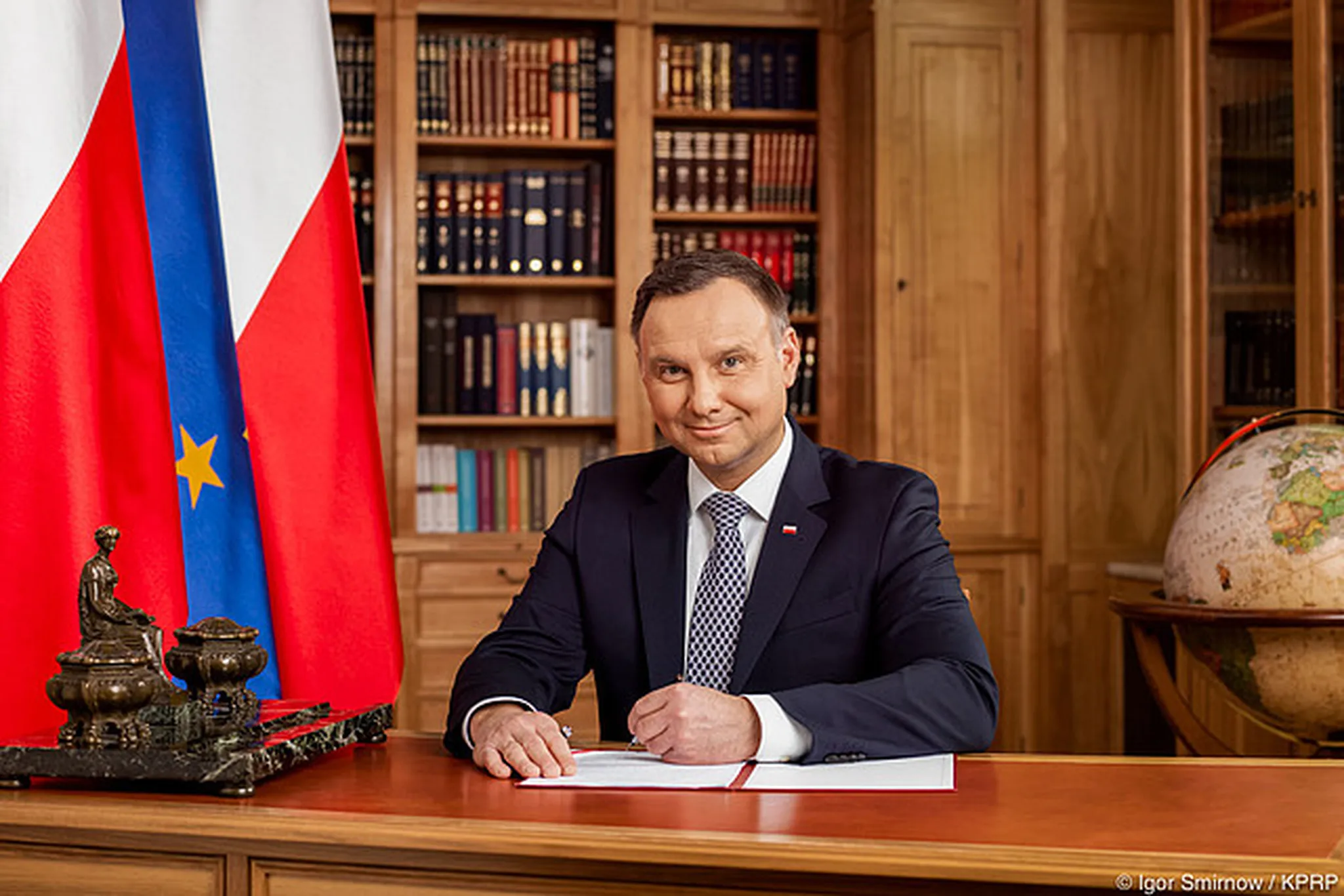 Ustawa okołobudżetowa z podpisem prezydenta