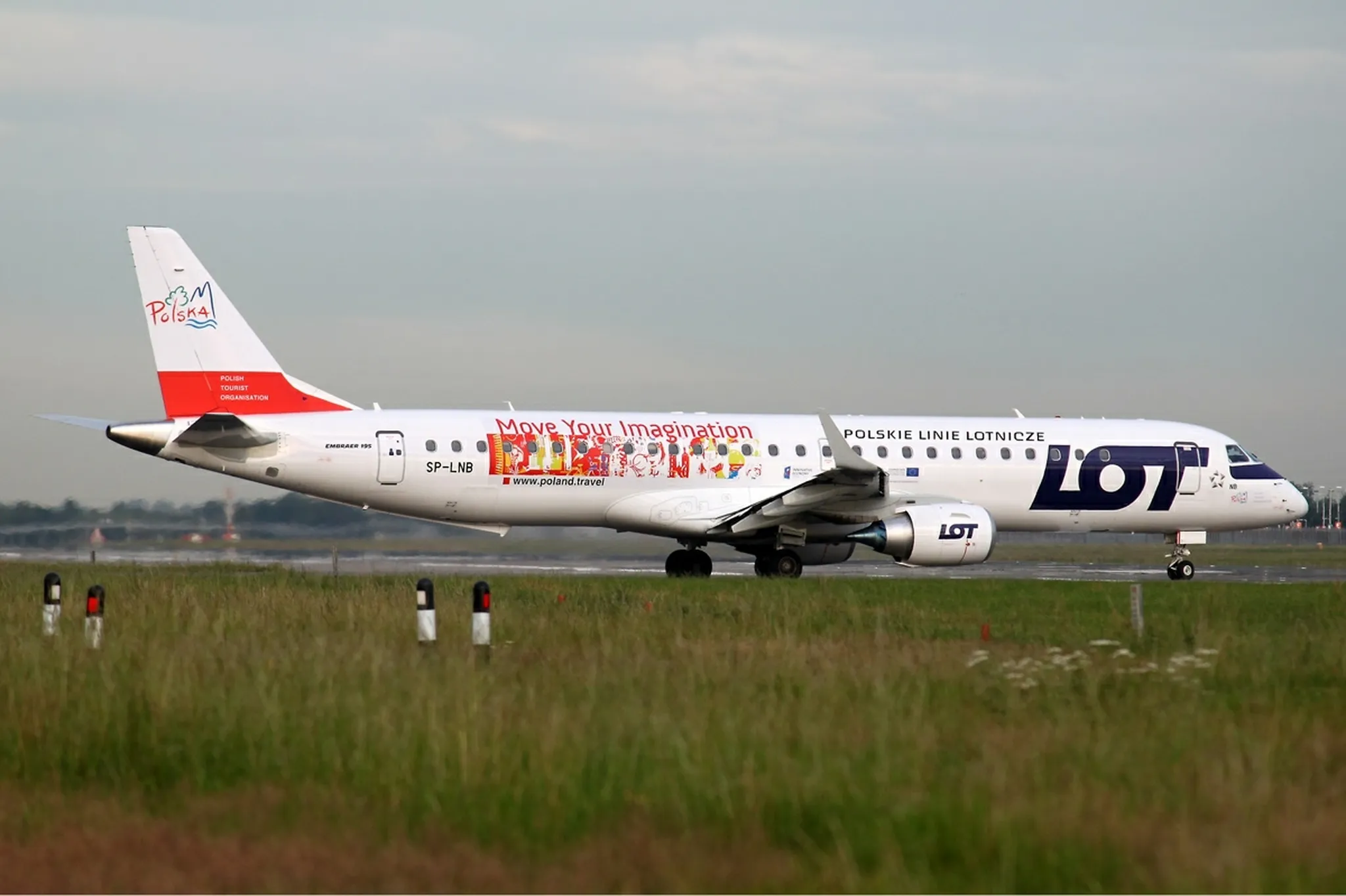 LOT oraz Embraer przedłużają i rozszerzają umowę