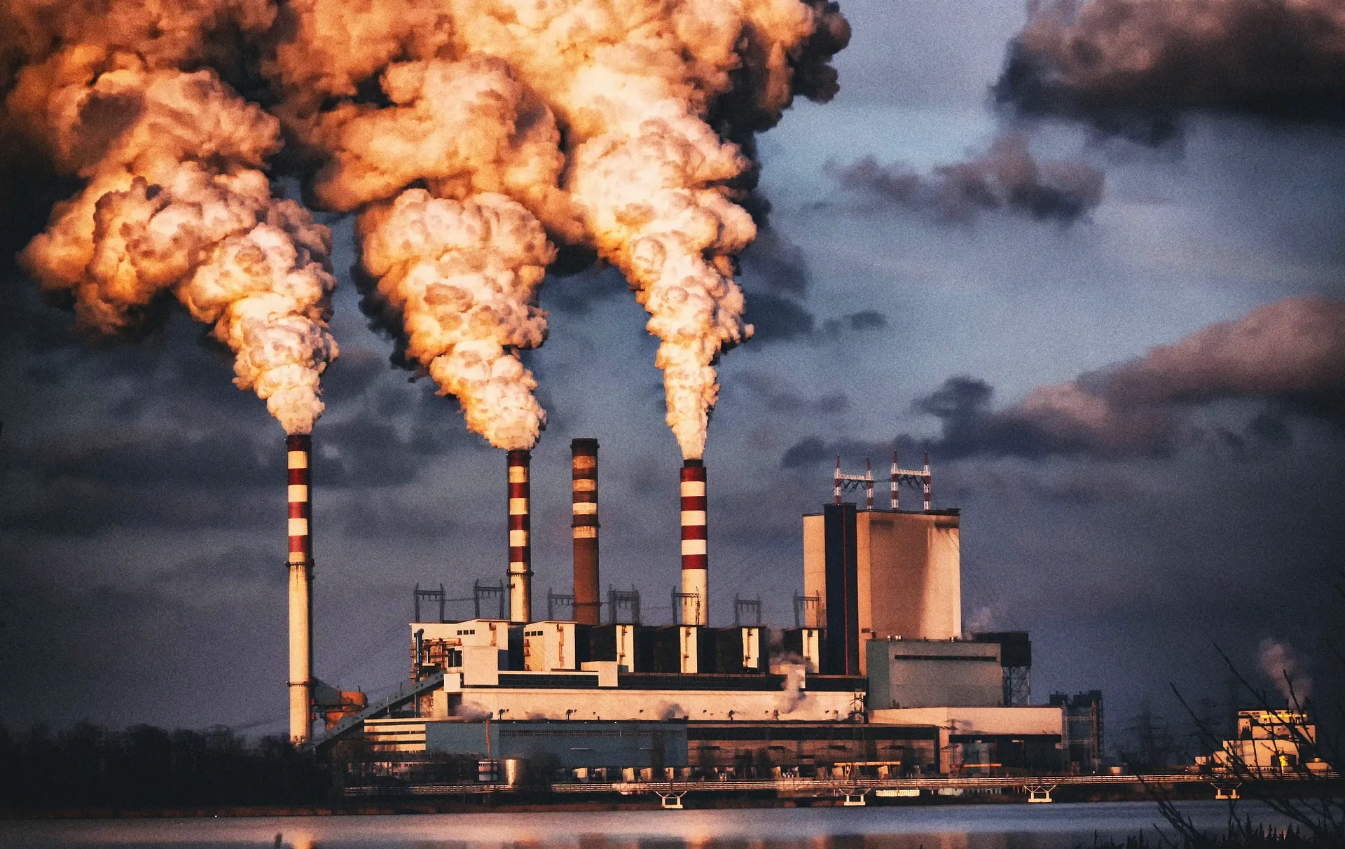 Niemcy skarżą zamykanie ich elektrowni węglowych w Holandii. Jest decyzja sądu