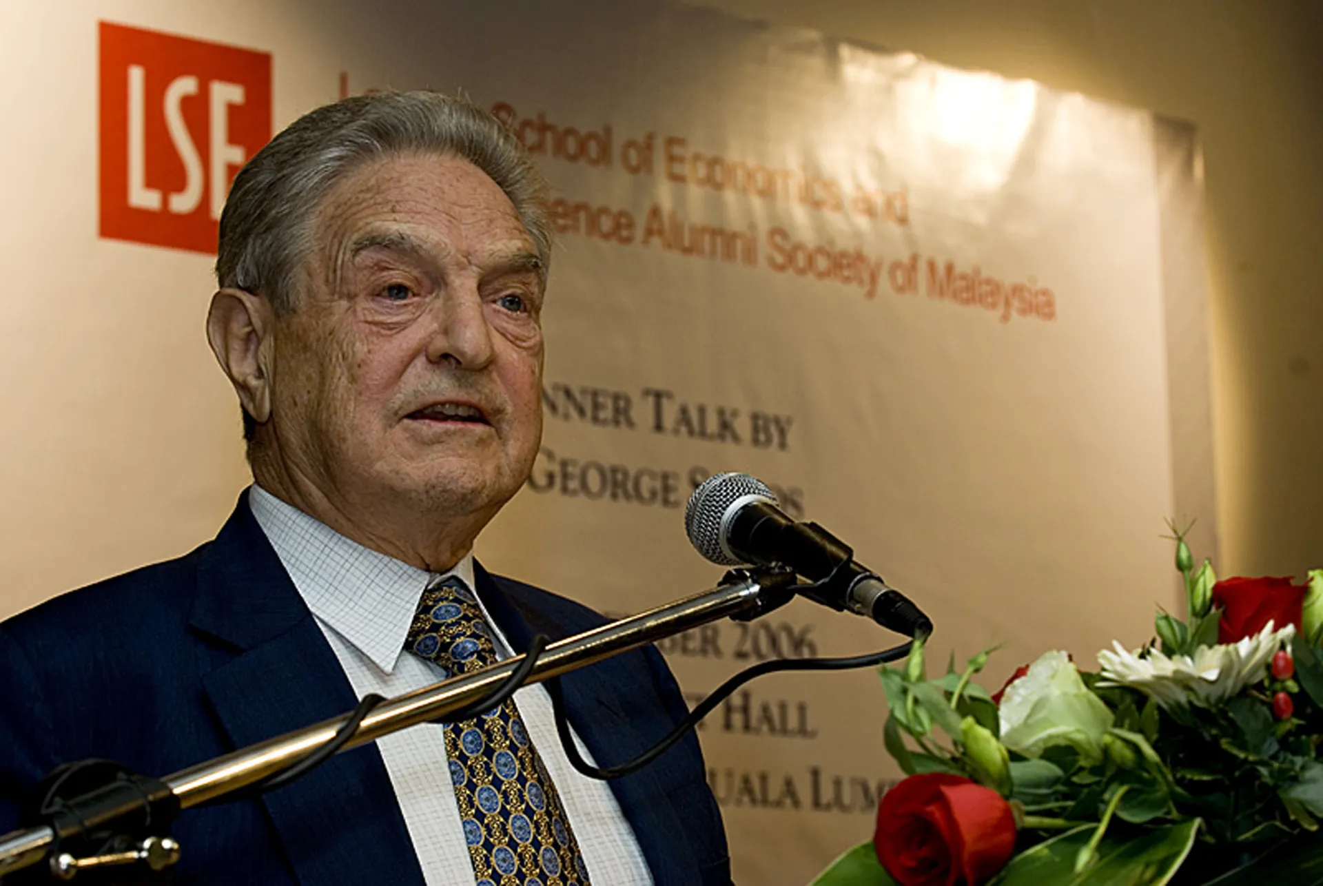 Soros oskarża Orbana o korupcję