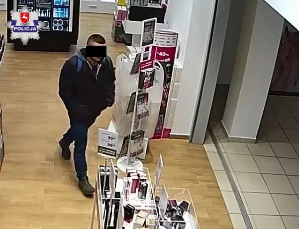 Gdy zobaczył swój wizerunek, sam zgłosił się na policję