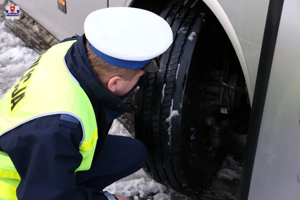 kontrola autokaru przed feriami