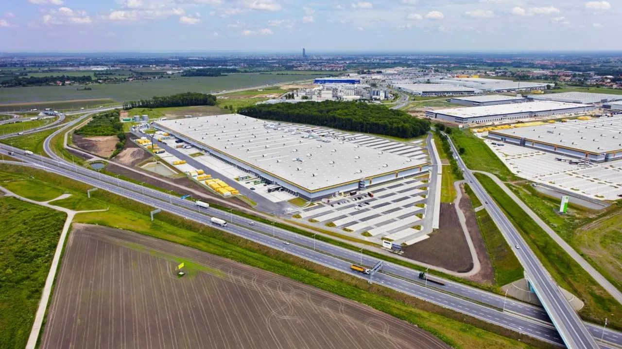 Europejski mini-hub dla e-commerce?