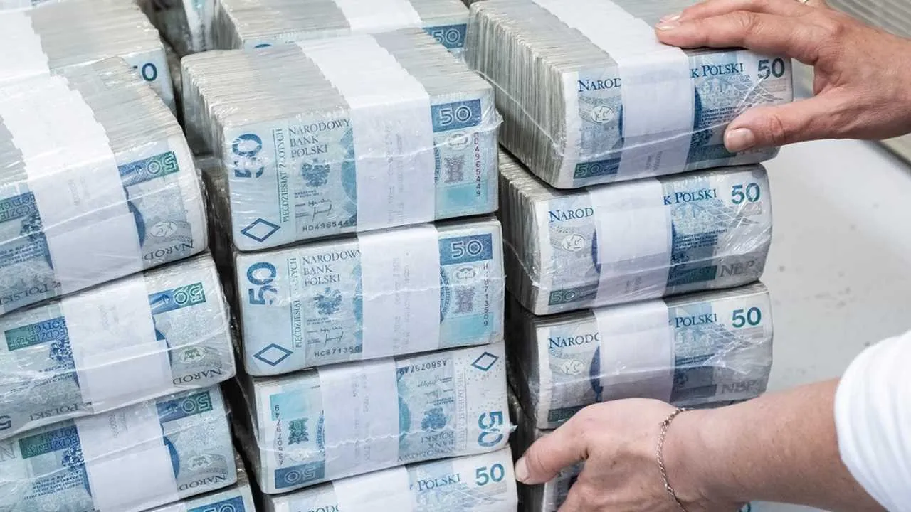 Aktywista pokazuje demagogię opozycji