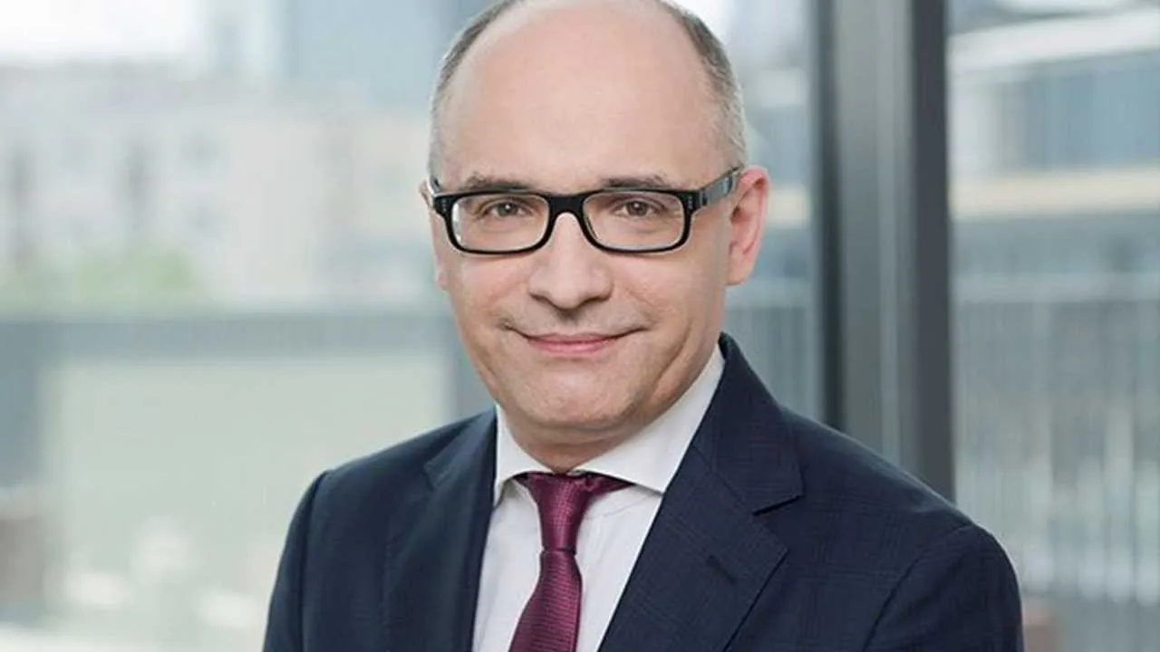 Bankom służą wyższe stopy procentowe