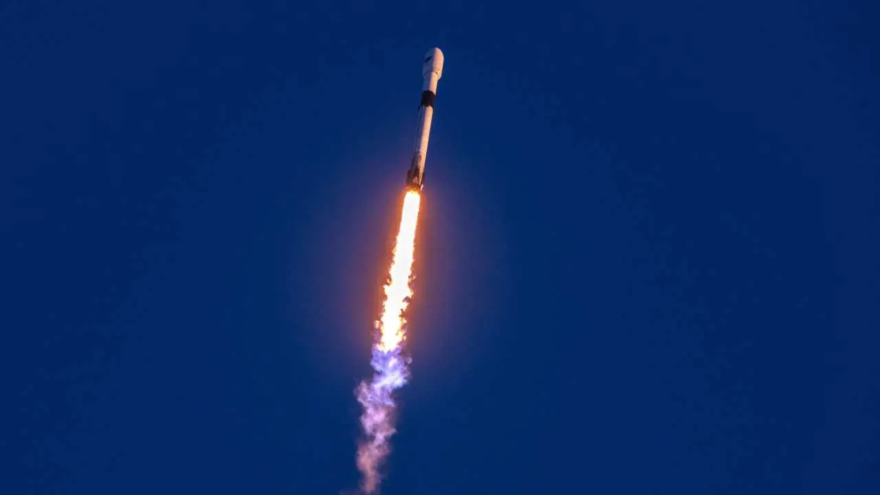 SpaceX robi swoje. Nowe satelity Starlink na orbicie