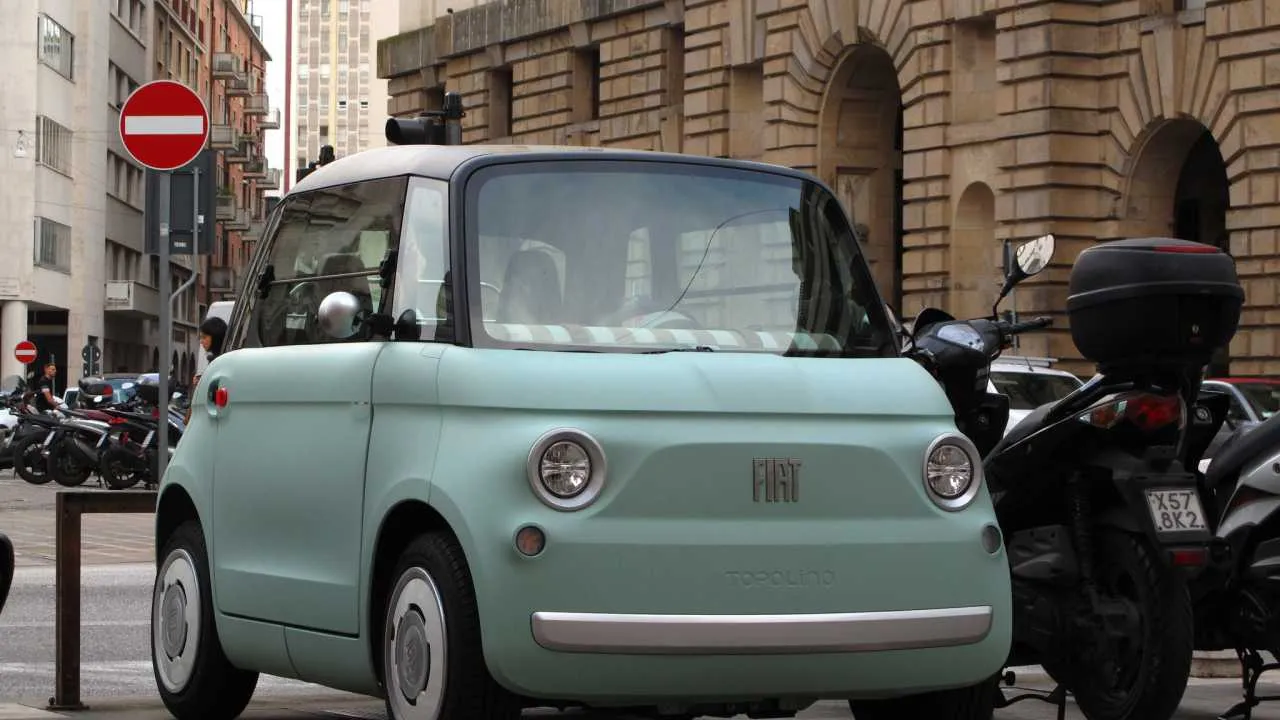 Fiat wprowadza na rynek w USA małe EV w niskiej cenie