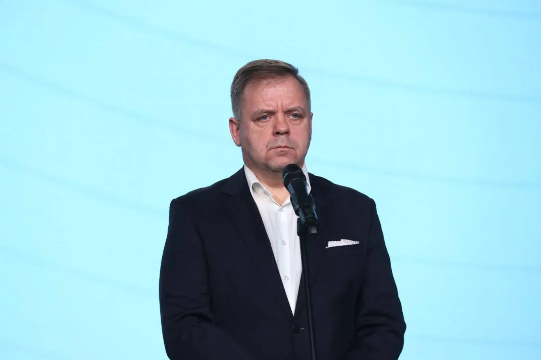 Konferencja prasowa PiS ws. wyprzedaży kolejnych kluczowych działek pod inwestycje