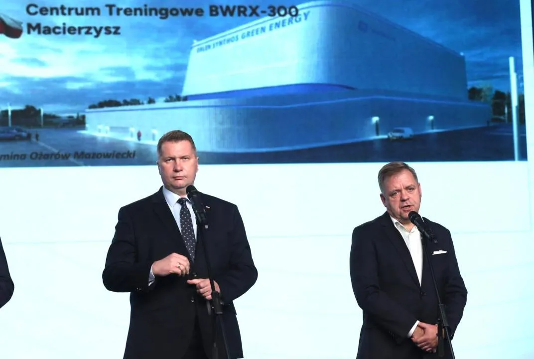 Konferencja prasowa PiS ws. wyprzedaży kolejnych kluczowych działek pod inwestycje