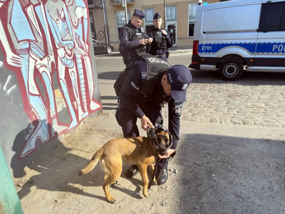 Policja przeprowadziła szeroko zakrojoną akcję na warszawskich targowiskach