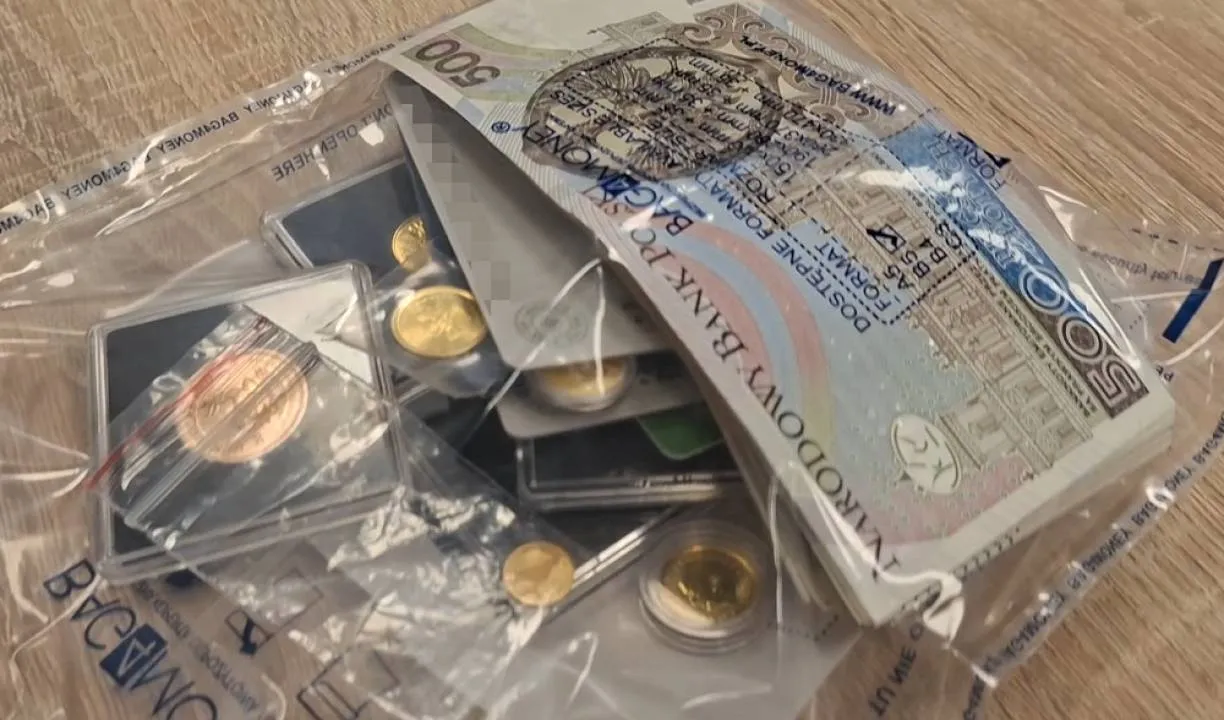 Policjanci zatrzymali 16 osób, sprzęt i narkotyki