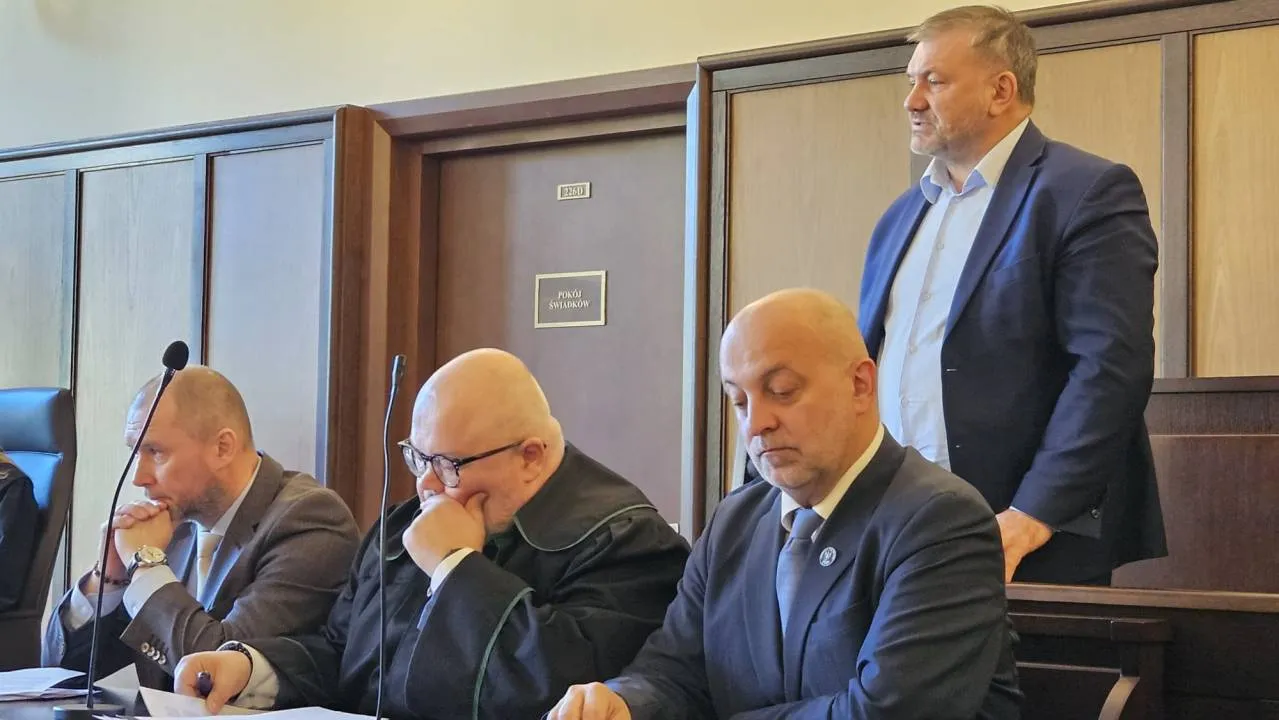 Waldemar Żurek i Łukasz Piebiak po jednej stronie sporu sądowego