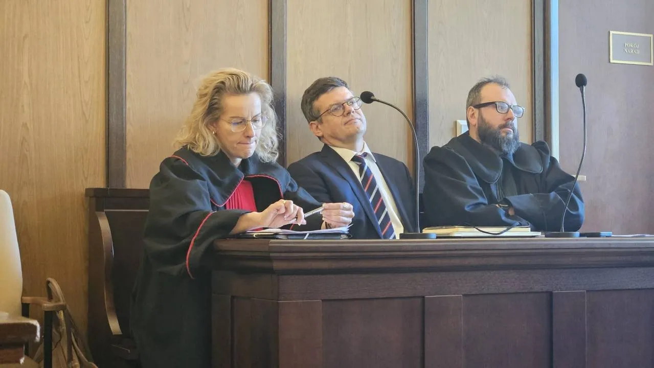 Waldemar Żurek i Łukasz Piebiak po jednej stronie sporu sądowego