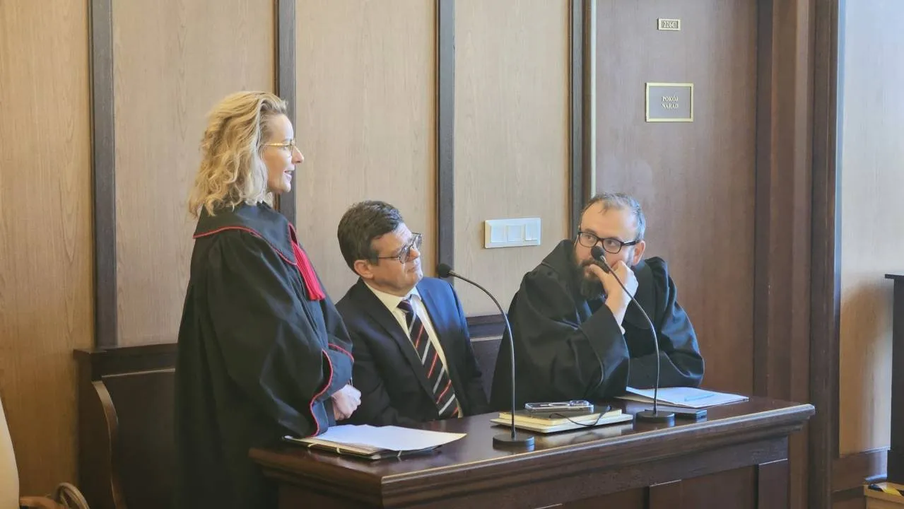 Waldemar Żurek i Łukasz Piebiak po jednej stronie sporu sądowego