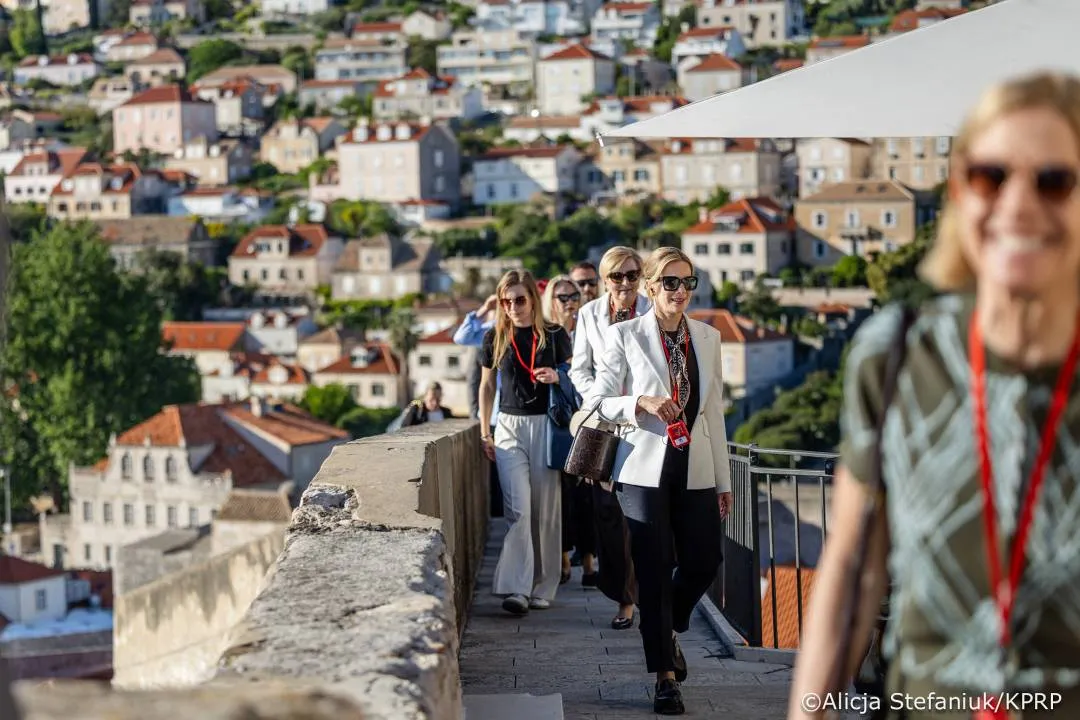 Marta Nawrocka i Agata Kornhauser-Duda wśród pierwszych dam na Szczycie Inicjatywy Trójmorza