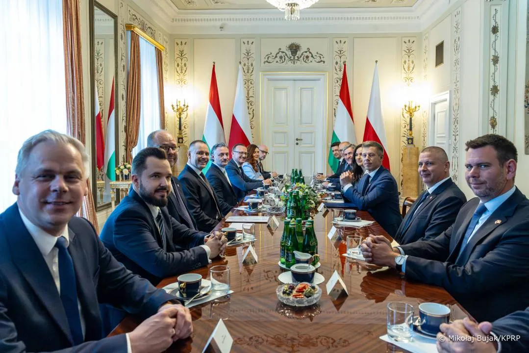 Prezydent Karol Nawrocki przyjął premiera Węgier Petera Magyara w Belwederze