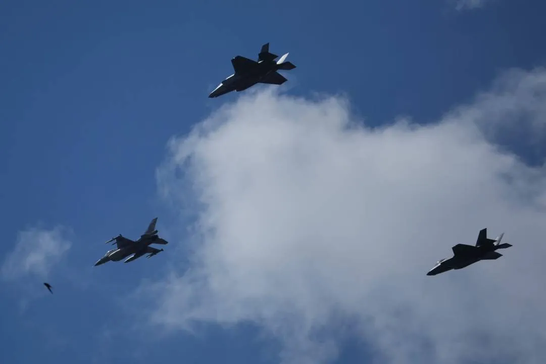 F-35 przeleciały nad Warszawą