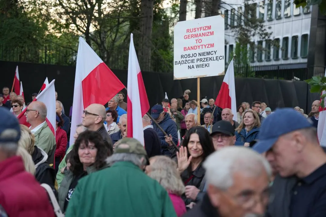 Protest przed ambasadą Niemiec