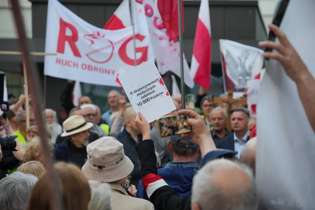 Protest przed ambasadą Niemiec