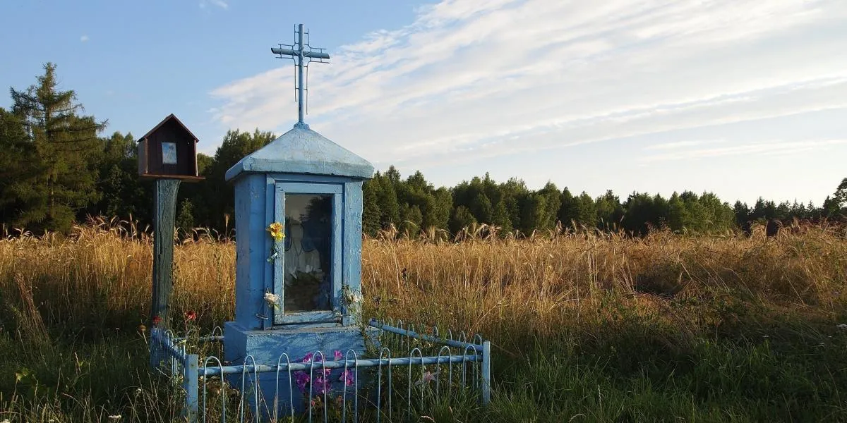 Maj - miesiącem Matki Bożej. W tym roku do Litanii loretańskiej dodane ...