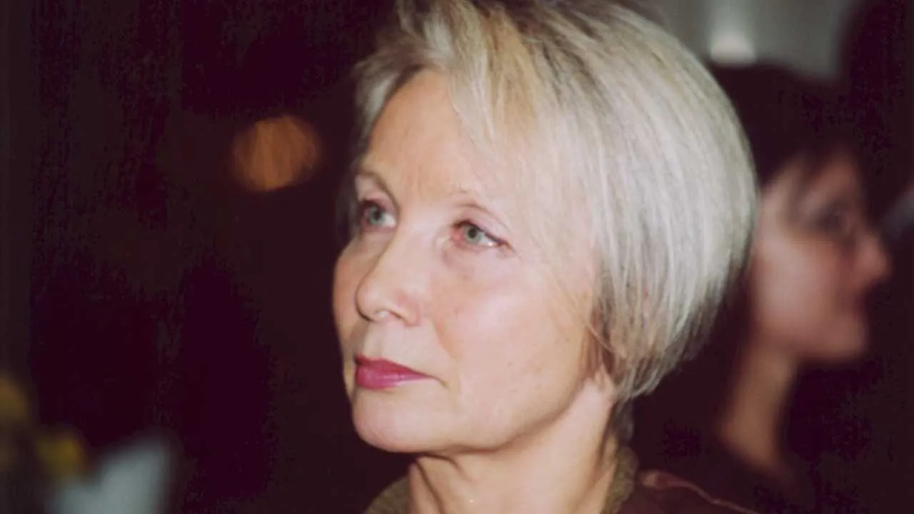 Tajemnicza Pola Raksa. Miłość, sława i nagłe zniknięcie