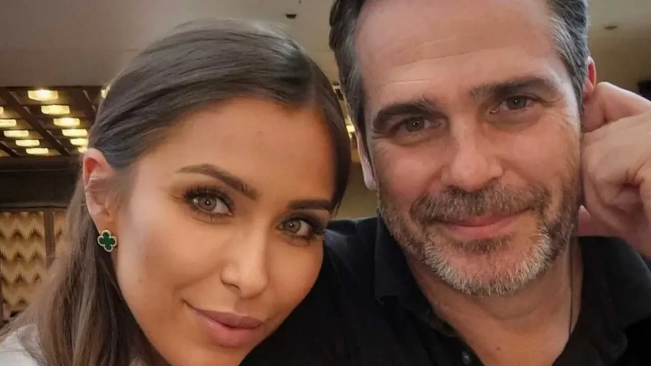 Paweł Deląg zostanie ojcem. A my już wiemy, kim jest jego 20 lat młodsza partnerka [ZDJĘCIA]