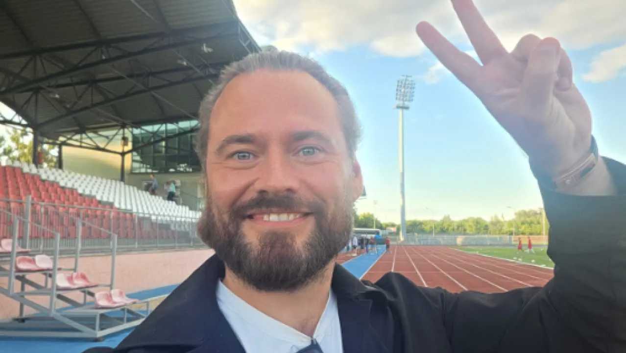 Krzysztof Stanowski zatrzymany przez policję. Stracił prawo jazdy!