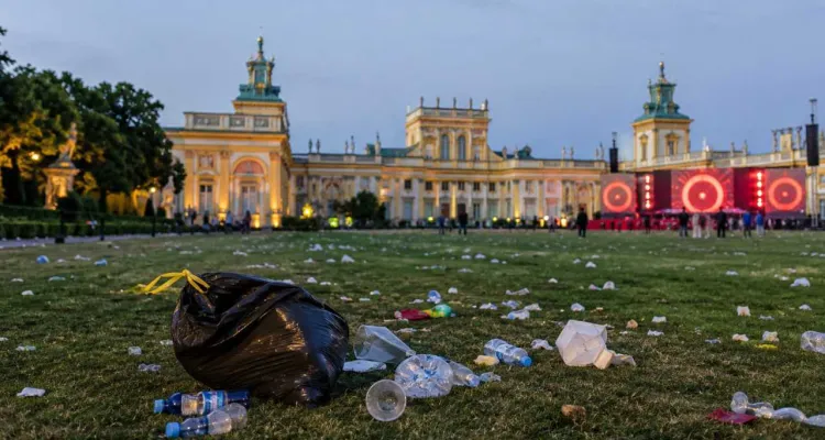 Coraz więcej pytań po imprezie techno w Wilanowie. RPO żąda dokumentów