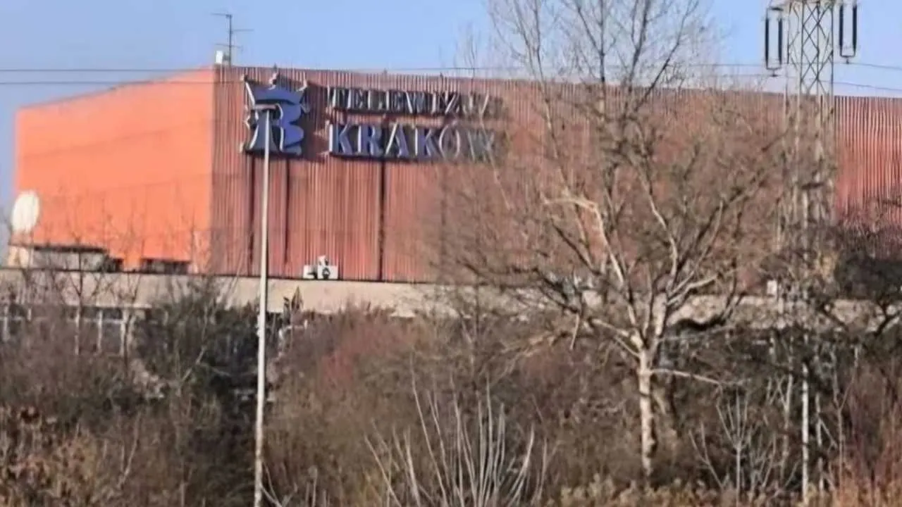 Biedna TVP zwija manatki. Kultowe studio zamknięte na kłódkę