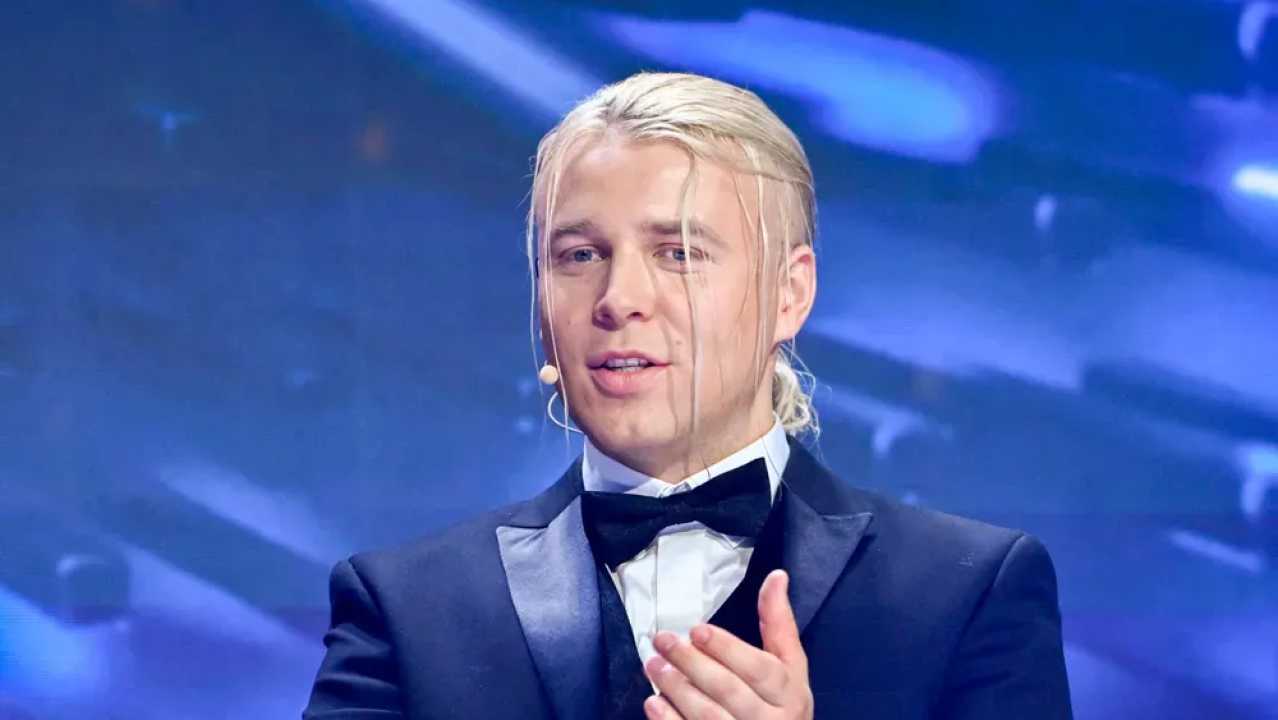 Drastyczny upadek Skolima ze sceny. Dziennikarka Polo TV komentuje: "Wyglądało to strasznie" [WIDEO]