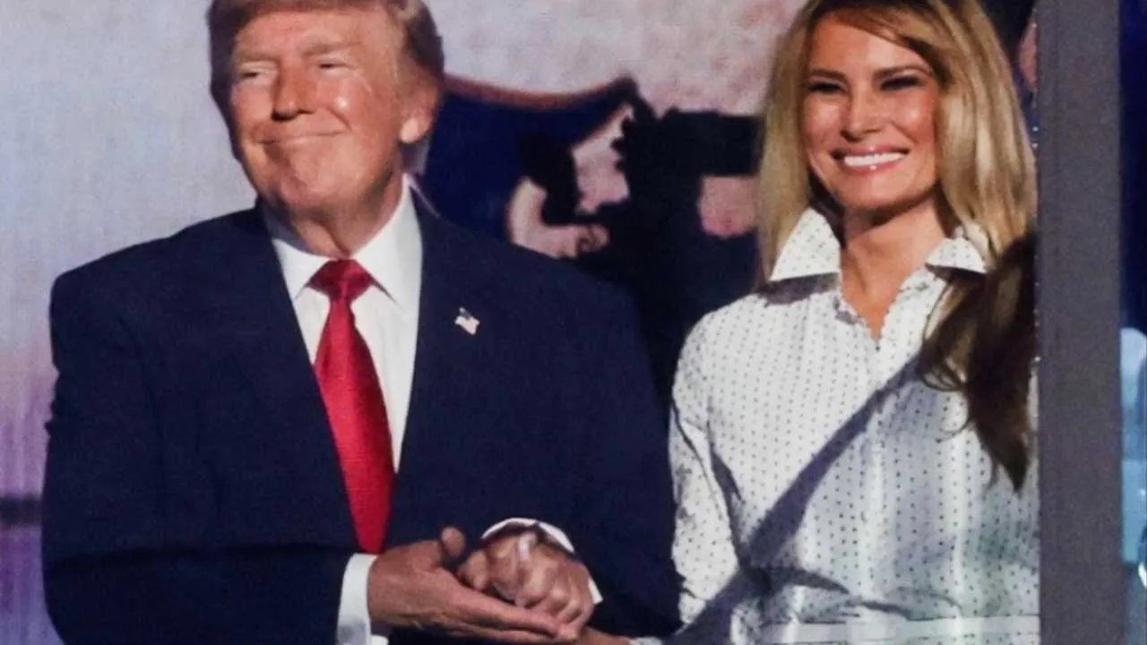 Biała suknia, 40-stopniowy upał i sekret, który zauważyli tylko najbardziej uważni. Tak Melania Trump ubrała się na 250. urodziny Ameryki