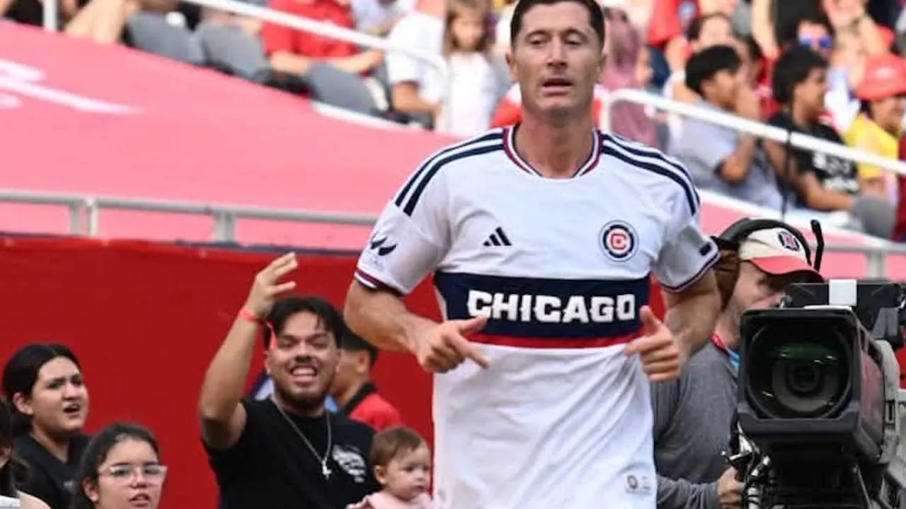 Lewandowski nie strzelił ani jednego gola. Kibice wściekli: „Zabierzcie go z mojej drużyny”
