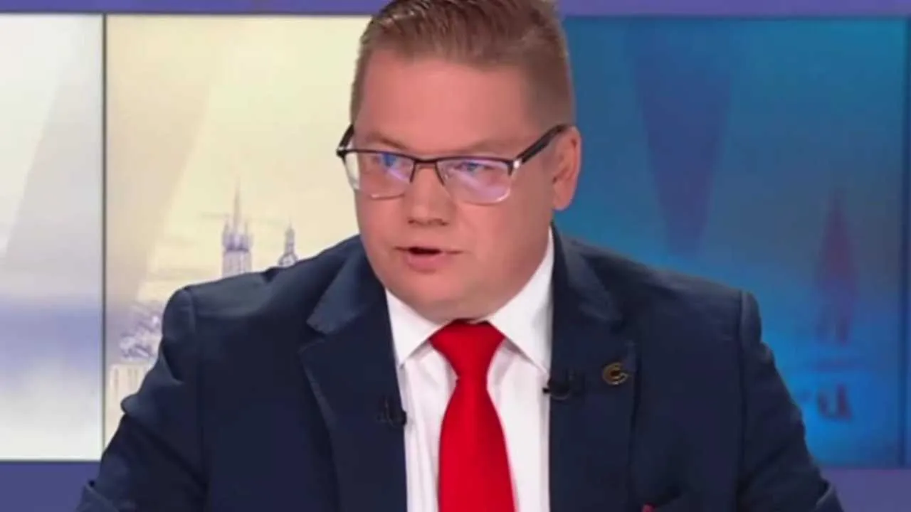 Minister już wie. Pelet jest drogi, bo "za bardzo grzejecie w domach!"