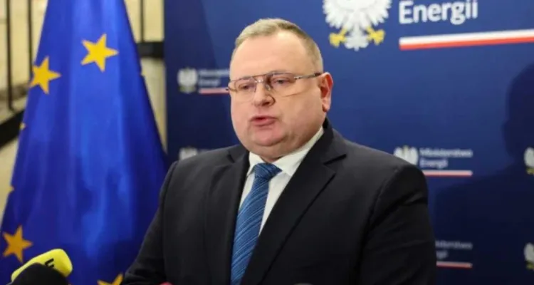 Wiceminister w „pokoju wypoczynkowym” z kobietą w weekend. Zmarzły reaguje na publikację BlaskOnline