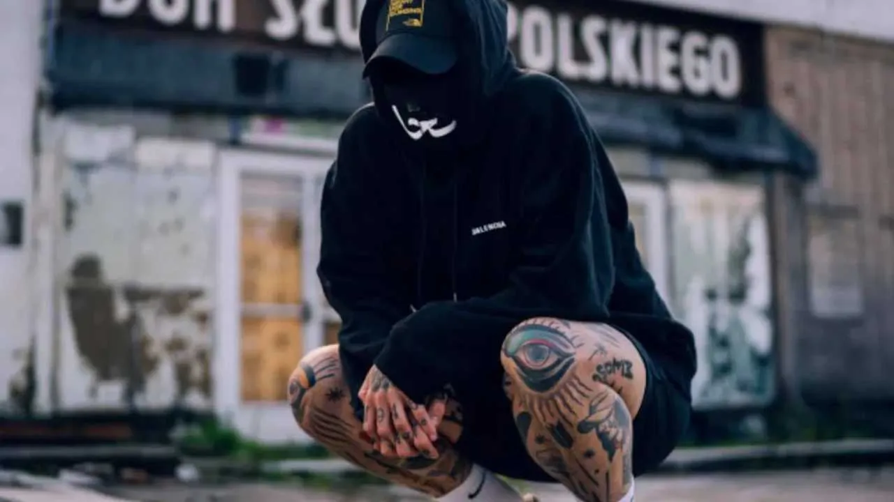 Żurnalista pokazał twarz. Tak wygląda najpopularniejszy podcaster - ZDJĘCIA