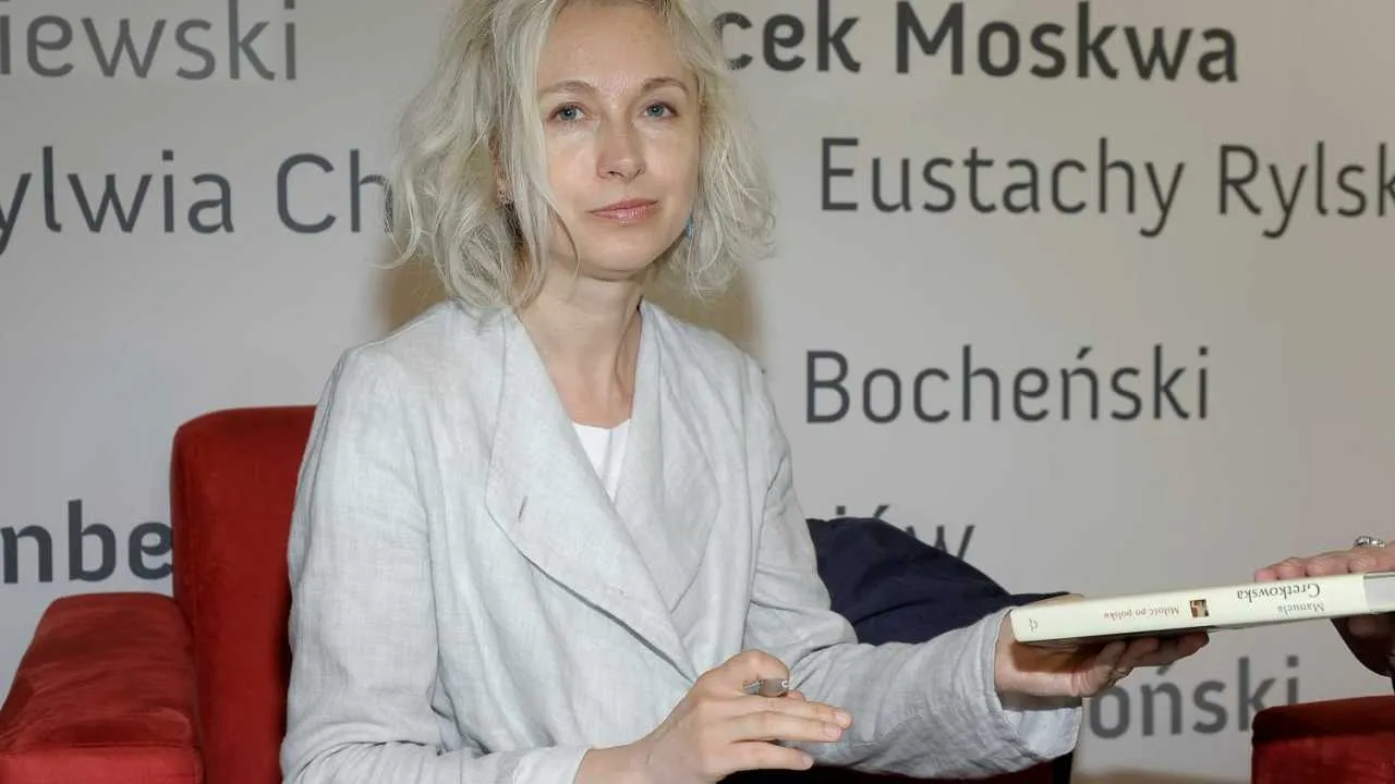 Jak Gretkowska świętuje 11 listopada? Chodzi na cmentarz żołnierzy... rosyjskich i niemieckich