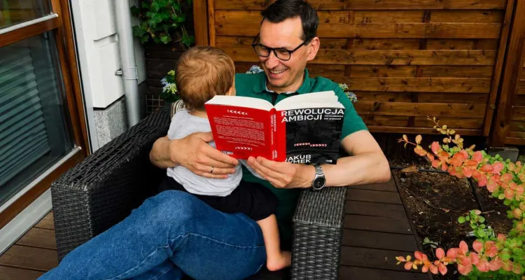 Tak były premier spędza niedzielę. Pokazał prywatne zdjęcie