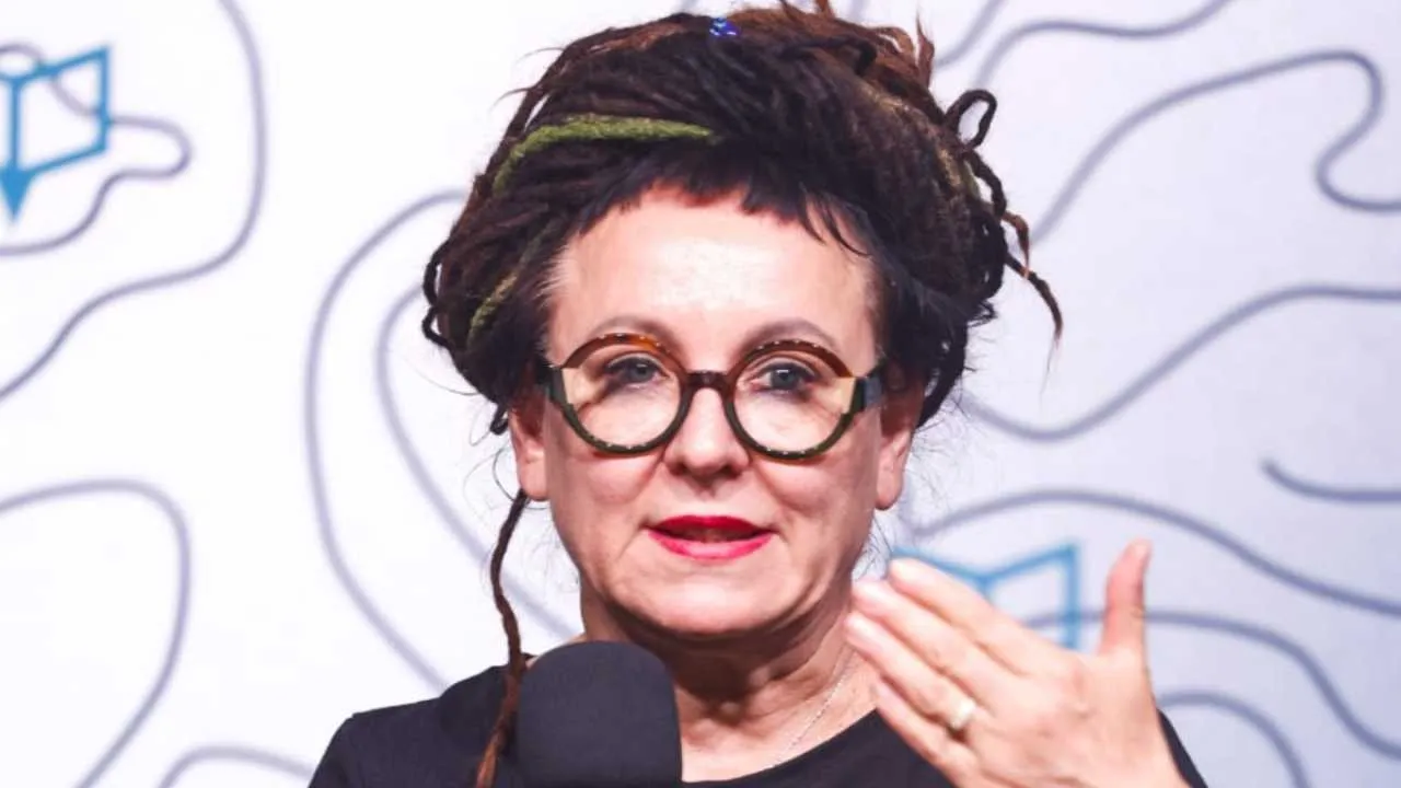 Tokarczuk pisze książki z AI? Teraz sama tłumaczy się ze swoich słów