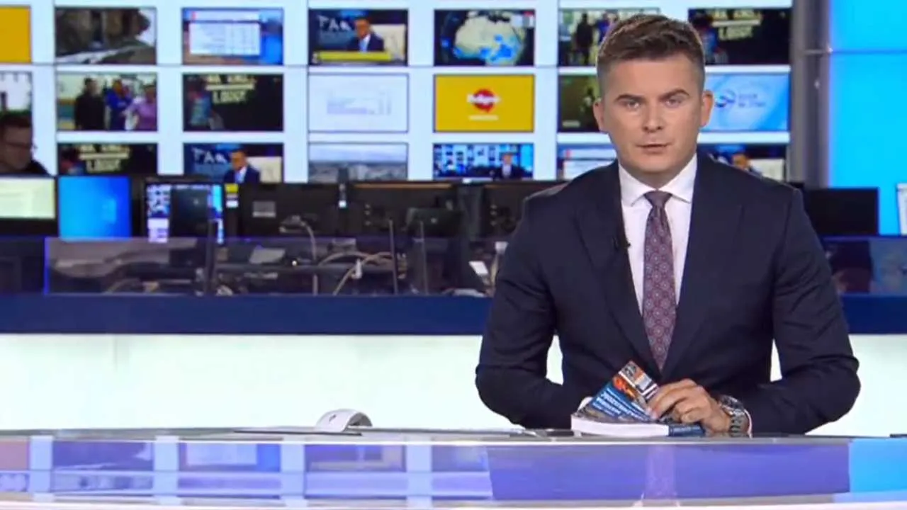 Dziennikarz zatrzymany przez CBA wraca do telewizji. Wiadomo, gdzie będzie prowadził programy